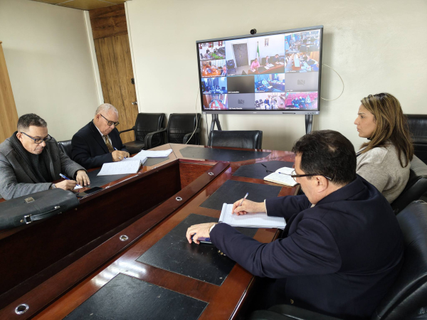 إجتماع عبر تقنية التحاضر المرئي