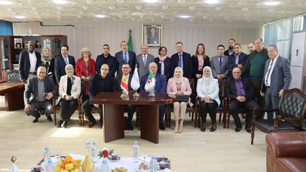 Visite de l’Ambassadeur d’Espagne et Madame la directrice de l’Institut Cervantes à Alger