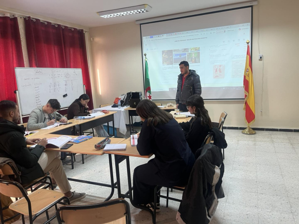 إعلان فتح التسجيلات في  الدورة الثانية في دروس اللغة الإسبانية